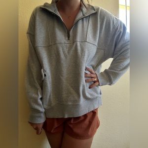 Grey oversized pull over!